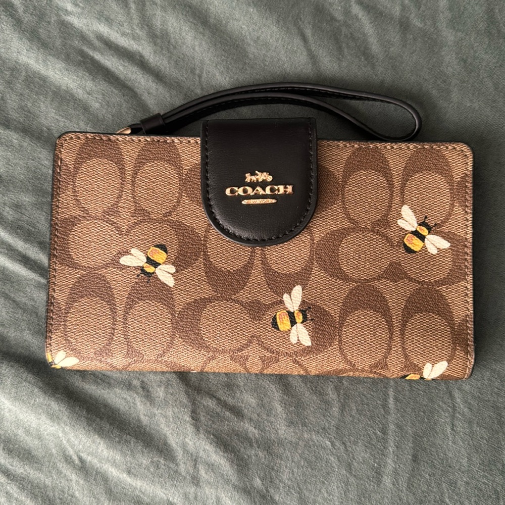 Coach wristlet large wallet bee pattern